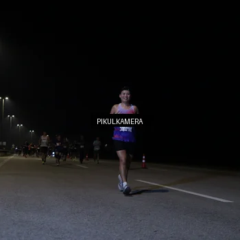 Runner Photo 7518455