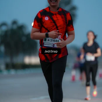 Runner Photo 7518466