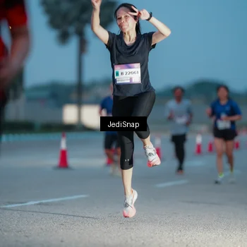Runner Photo 7518470