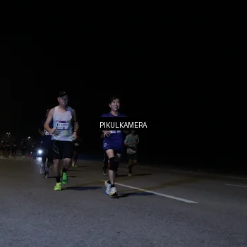 Runner Photo 7518472