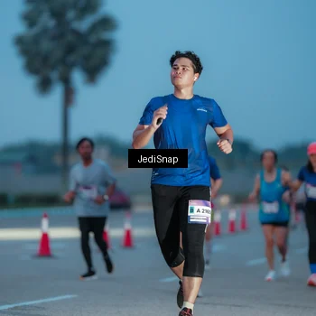 Runner Photo 7518486