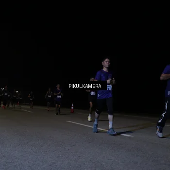 Runner Photo 7518521