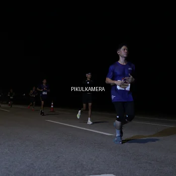 Runner Photo 7518522