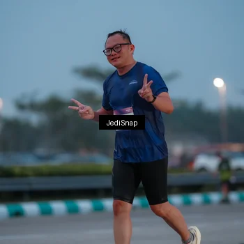 Runner Photo 7518527