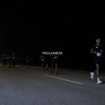 Runner Photo 7518531
