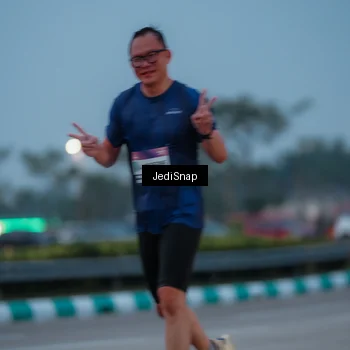 Runner Photo 7518532
