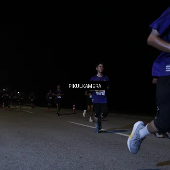 Runner Photo 7518539
