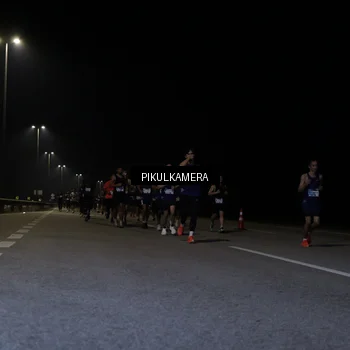 Runner Photo 7518543