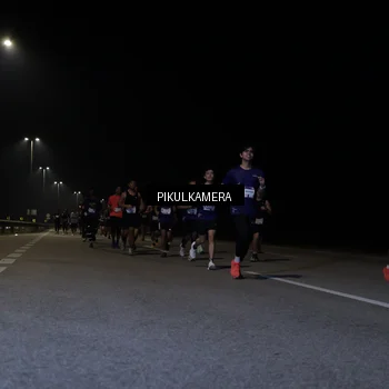 Runner Photo 7518546