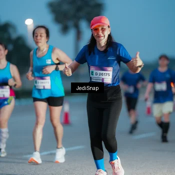 Runner Photo 7518549