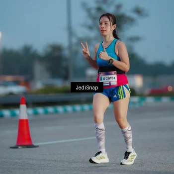 Runner Photo 7518553