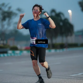 Runner Photo 7518568