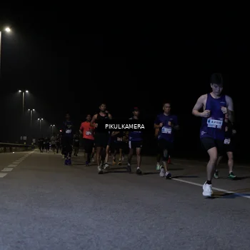 Runner Photo 7518569