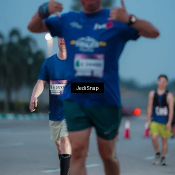 Runner Photo 7518573