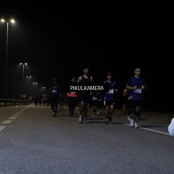 Runner Photo 7518581