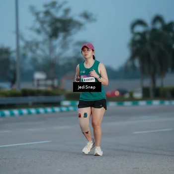 Runner Photo 7518593