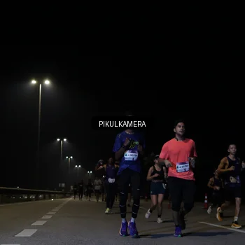 Runner Photo 7518599