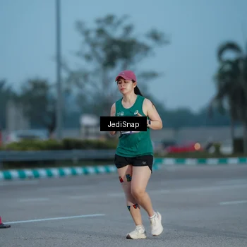 Runner Photo 7518601