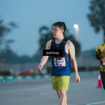 Runner Photo 7518606