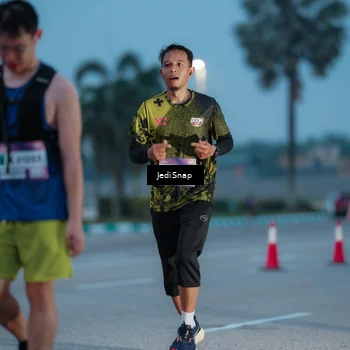 Runner Photo 7518608