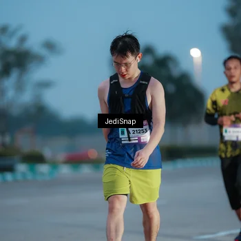 Runner Photo 7518613