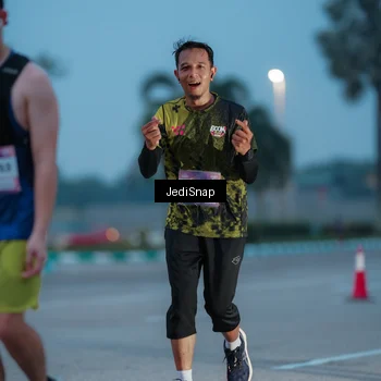 Runner Photo 7518619