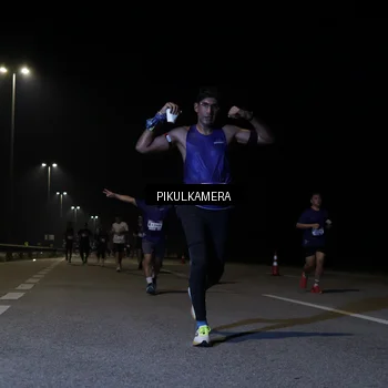 Runner Photo 7518622