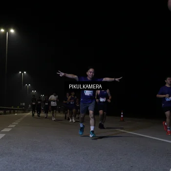 Runner Photo 7518625