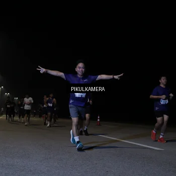 Runner Photo 7518632