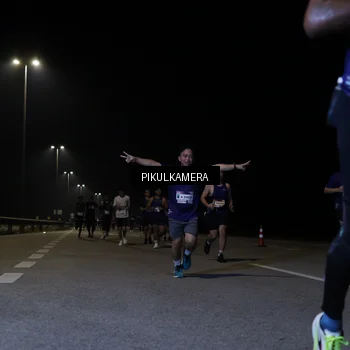 Runner Photo 7518634