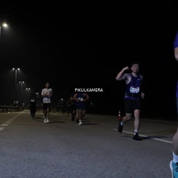 Runner Photo 7518645