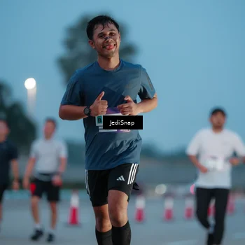 Runner Photo 7518647