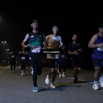 Runner Photo 7518665