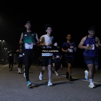 Runner Photo 7518666