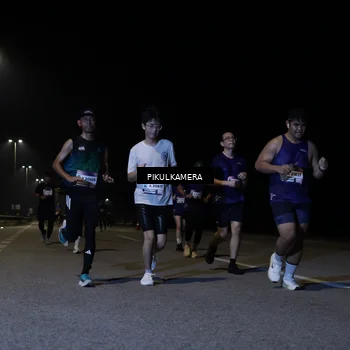 Runner Photo 7518668