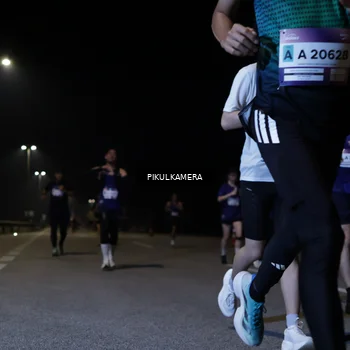 Runner Photo 7518678
