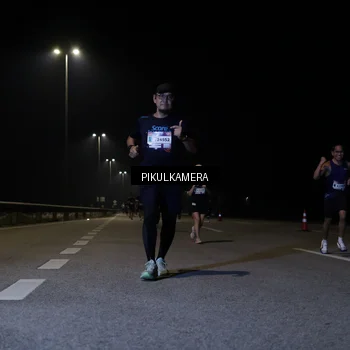 Runner Photo 7518696