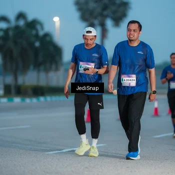 Runner Photo 7518700
