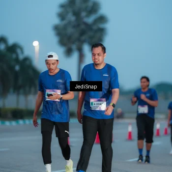 Runner Photo 7518701