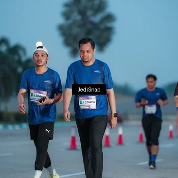 Runner Photo 7518703