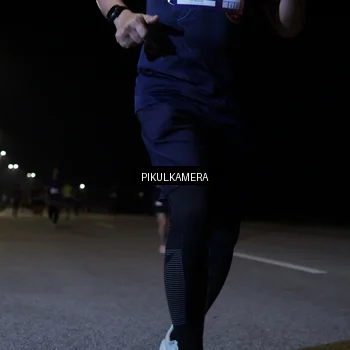 Runner Photo 7518710