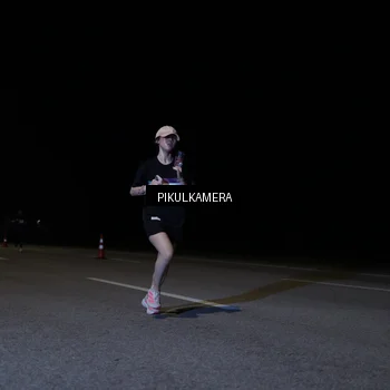 Runner Photo 7518711