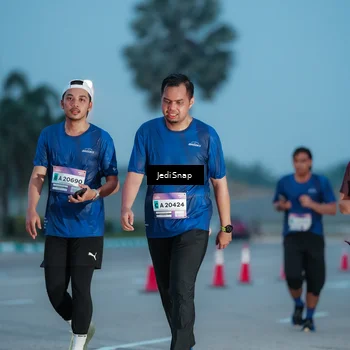 Runner Photo 7518712