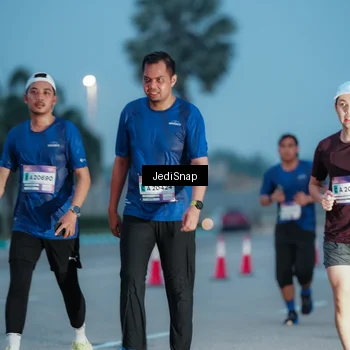 Runner Photo 7518713