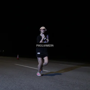 Runner Photo 7518717