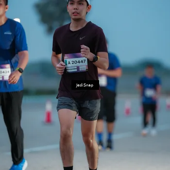 Runner Photo 7518720