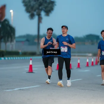 Runner Photo 7518725
