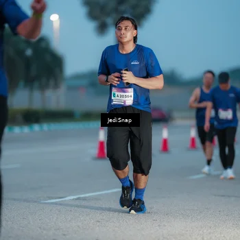 Runner Photo 7518726