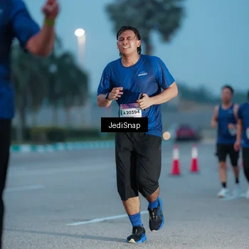 Runner Photo 7518730