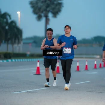 Runner Photo 7518732